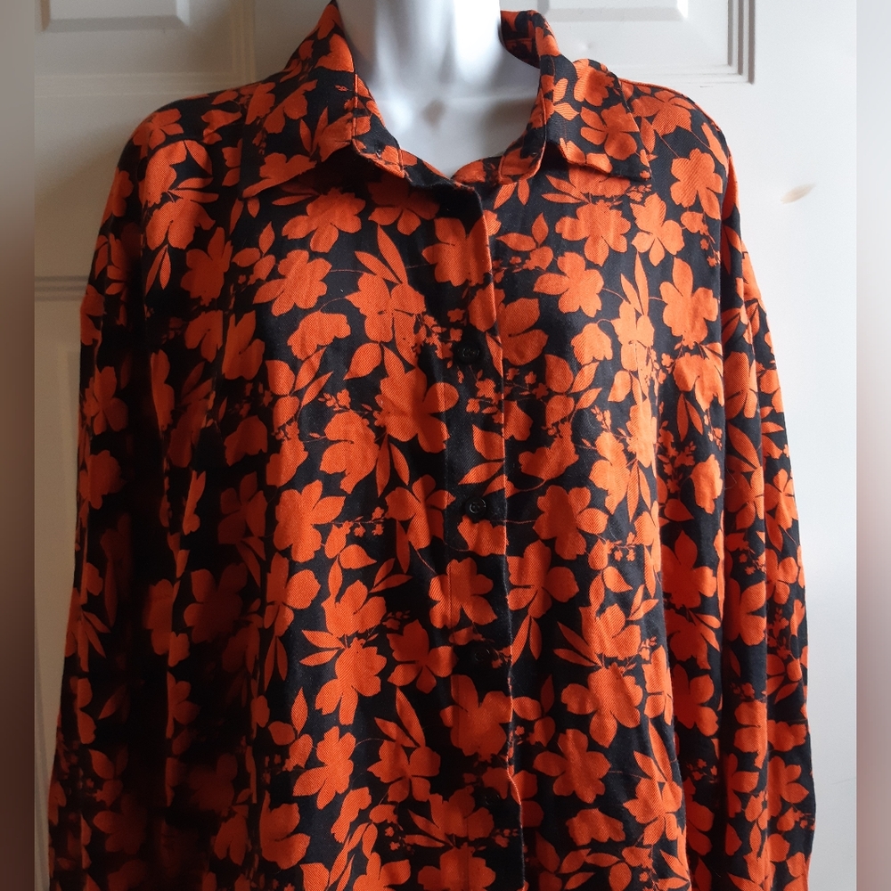 Floral Button Up - Picture 4 of 5